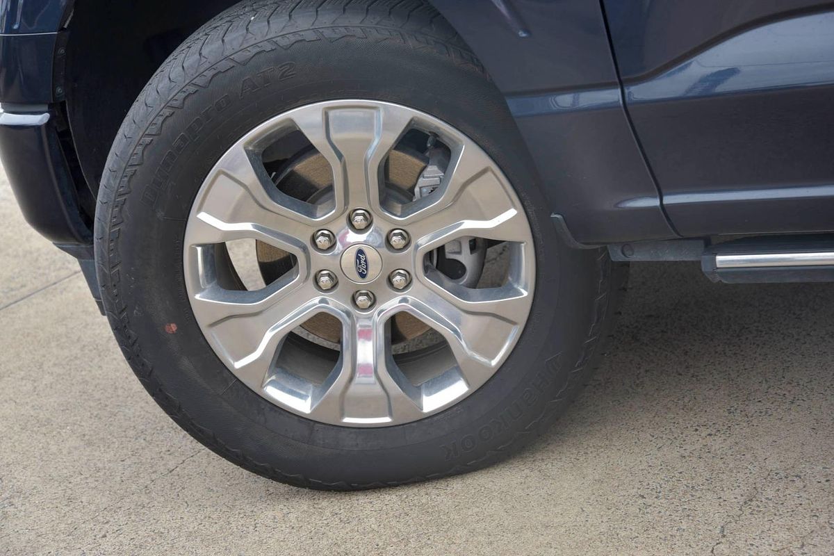 2022 Ford F-150 Platinum 4X4
