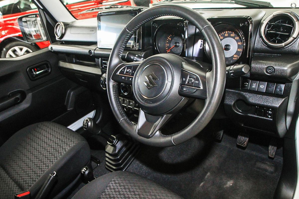 2025 Suzuki Jimny