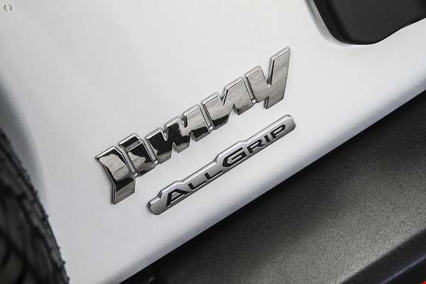 2025 Suzuki Jimny