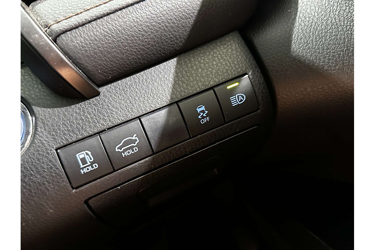 2020 Toyota Camry Ascent Sport AXVH71R