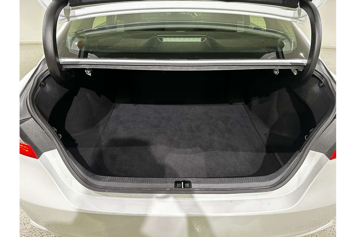 2020 Toyota Camry Ascent Sport AXVH71R