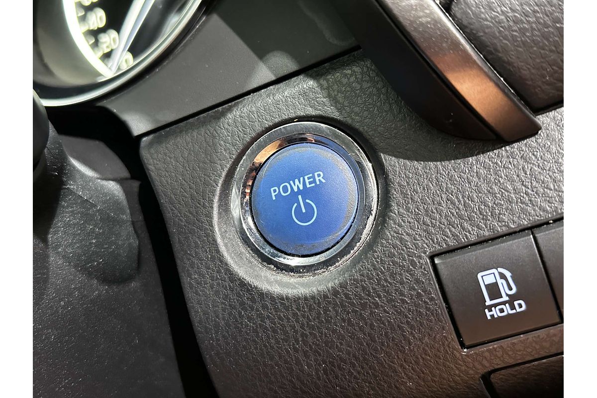 2020 Toyota Camry Ascent Sport AXVH71R