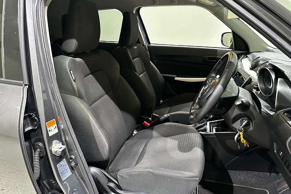 2020 Suzuki Swift GL Navigator AZ Series II