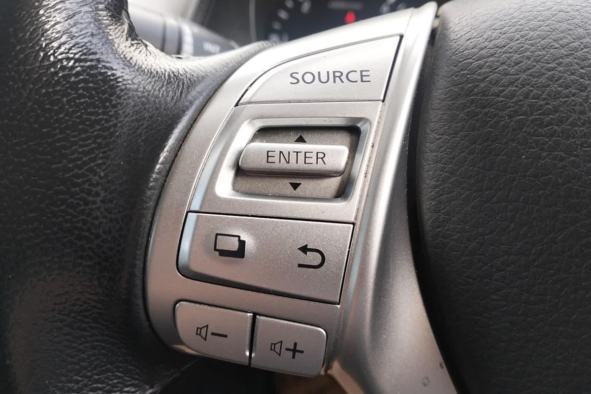 2019 Nissan Navara ST D23 Series 4 4X4