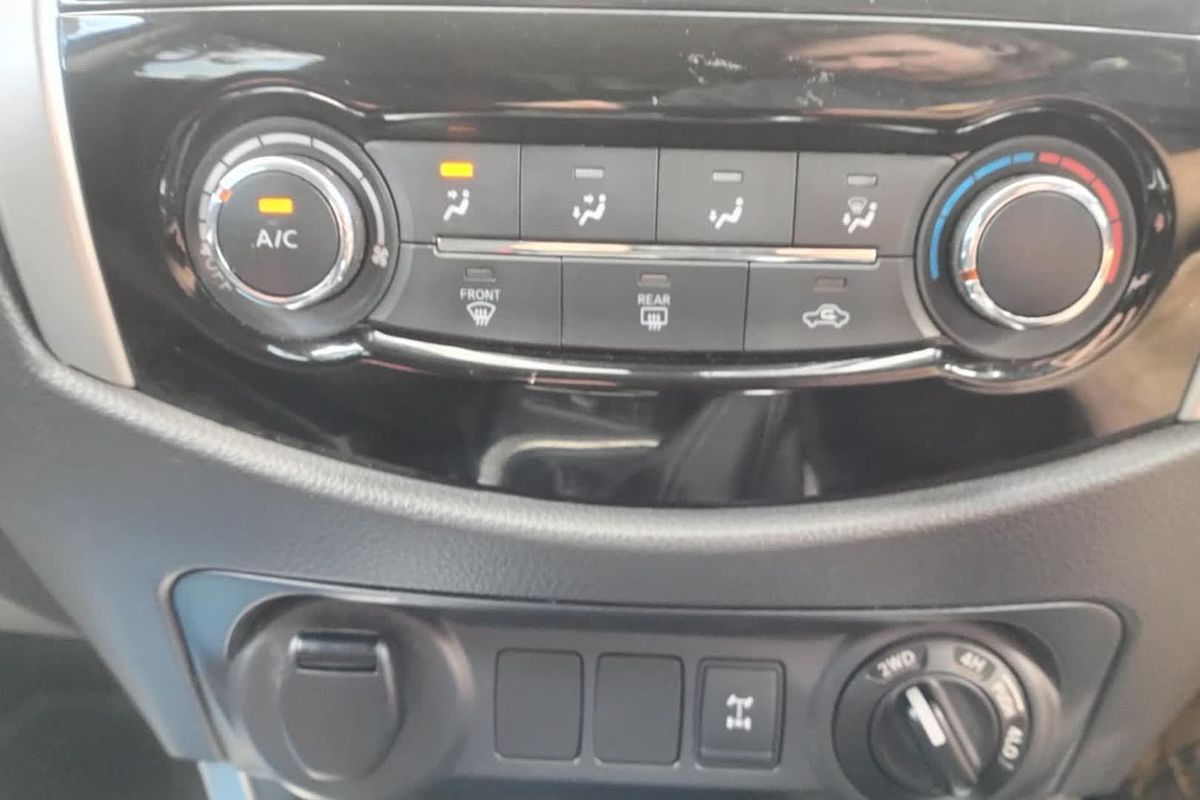 2019 Nissan Navara ST D23 Series 4 4X4