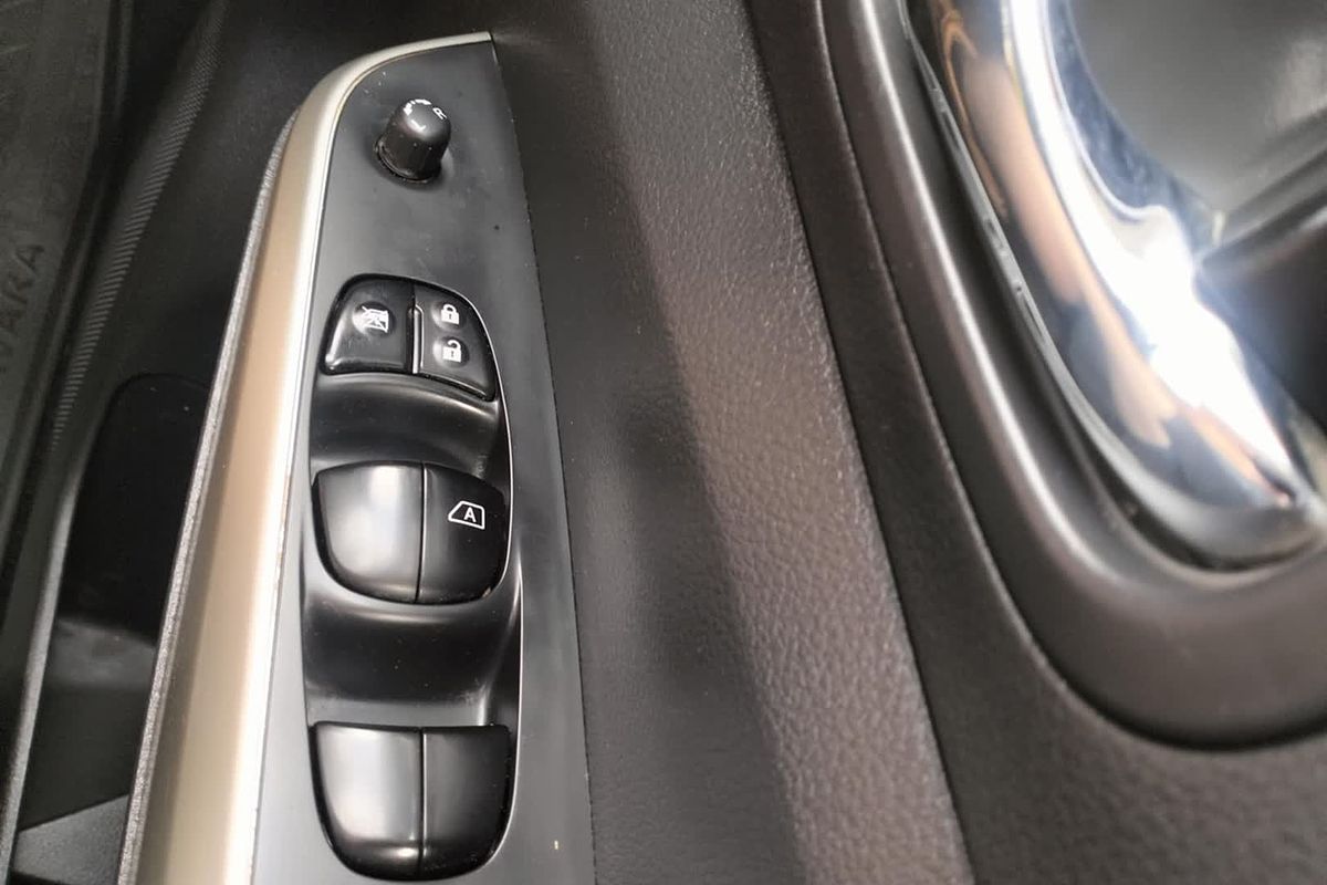 2019 Nissan Navara ST D23 Series 4 4X4