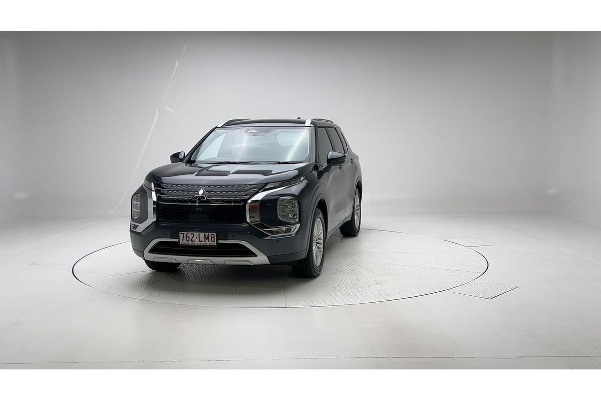 2024 Mitsubishi Outlander LS ZM