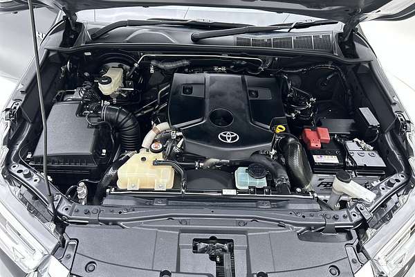 2023 Toyota Hilux SR5 GUN126R 4X4