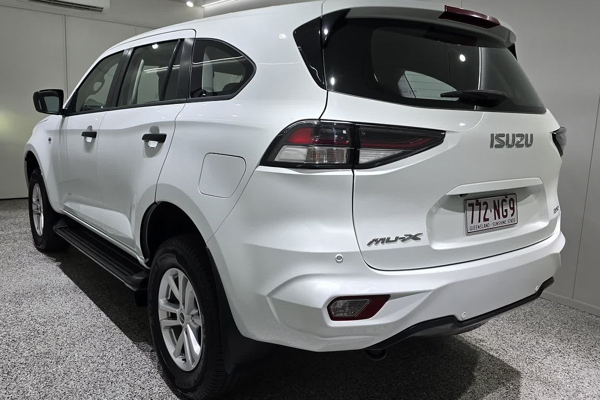 2021 Isuzu MU-X MU-X LS-M (4x2) UJOR101