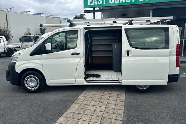 2020 Toyota Hiace  GDH300R LWB