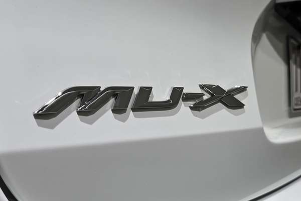 2021 Isuzu MU-X MU-X LS-M (4x2) UJOR101