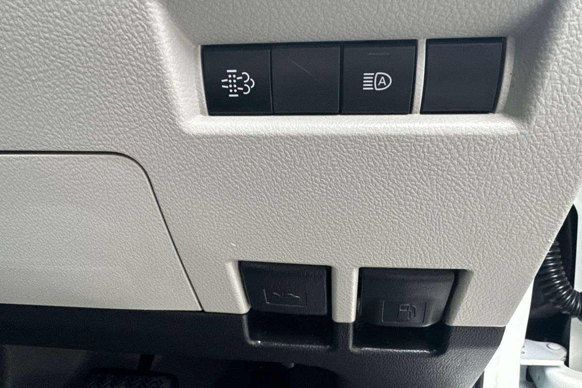 2020 Toyota Hiace  GDH300R LWB