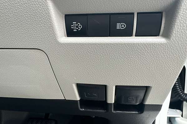2020 Toyota Hiace  GDH300R LWB