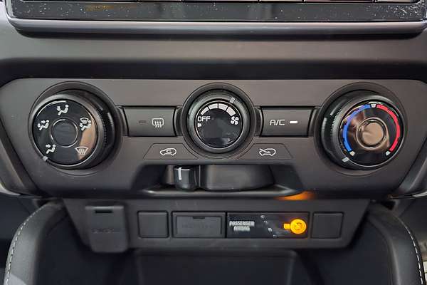 2021 Isuzu MU-X MU-X LS-M (4x2) UJOR101