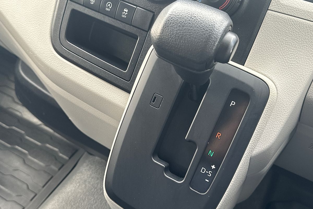 2020 Toyota Hiace  GDH300R LWB