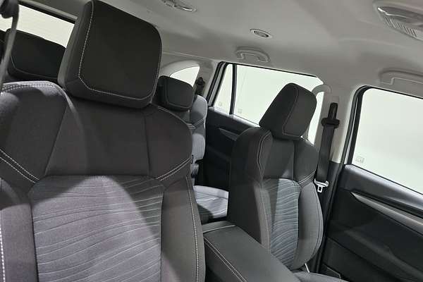 2021 Isuzu MU-X MU-X LS-M (4x2) UJOR101