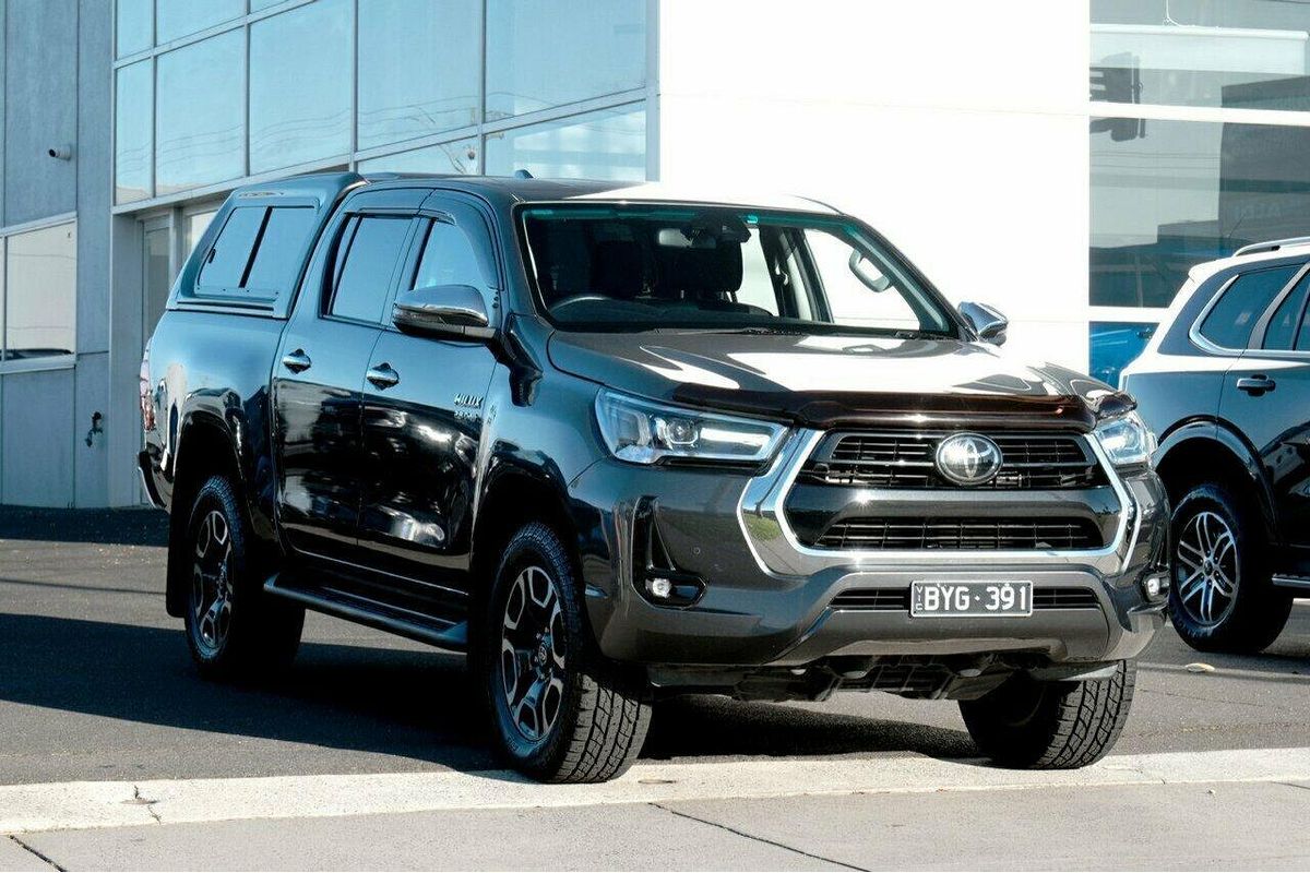 2022 Toyota Hilux SR5 GUN126R 4X4
