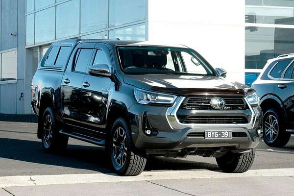 2022 Toyota Hilux SR5 GUN126R 4X4