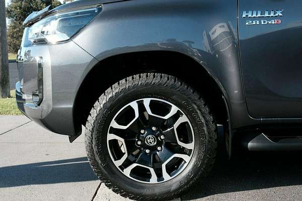2022 Toyota Hilux SR5 GUN126R 4X4