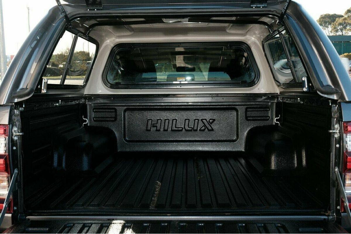 2022 Toyota Hilux SR5 GUN126R 4X4