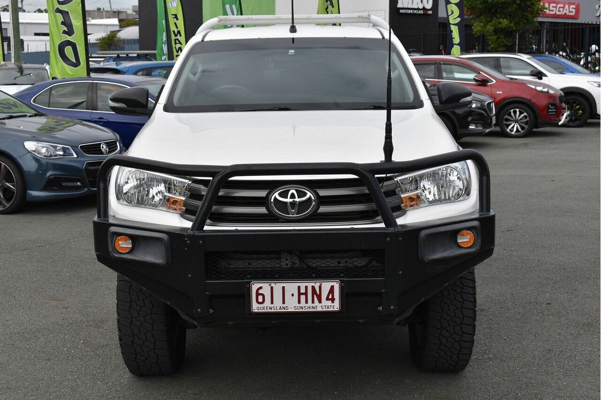2017 Toyota Hilux SR GUN126R 4X4