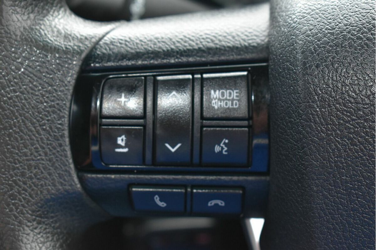2017 Toyota Hilux SR GUN126R 4X4