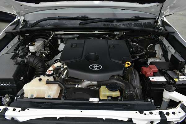 2017 Toyota Hilux SR GUN126R 4X4