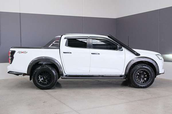 2022 Isuzu D-MAX X-TERRAIN 4X4