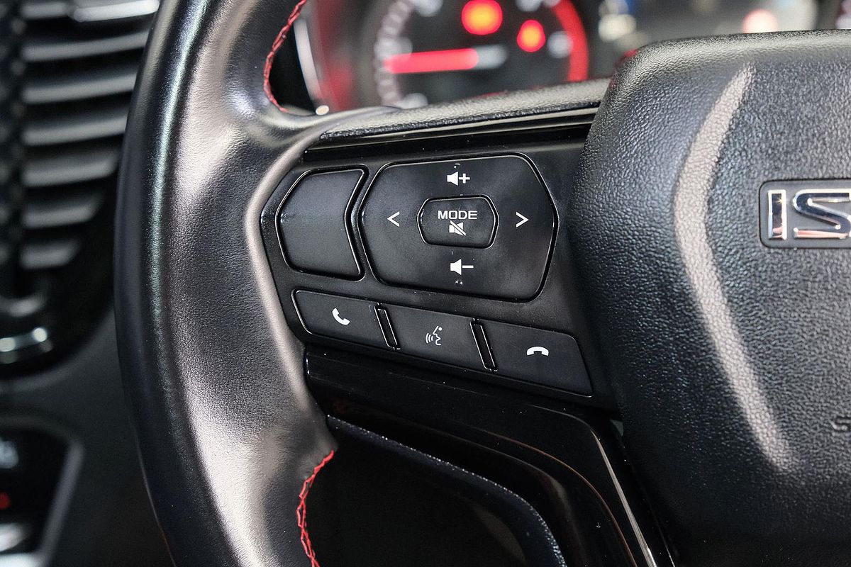 2022 Isuzu D-MAX X-TERRAIN 4X4