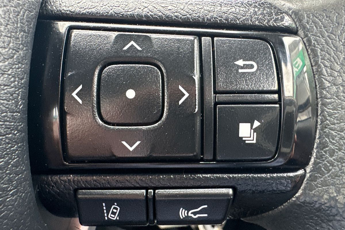 2020 Toyota Hilux SR GUN126R 4X4