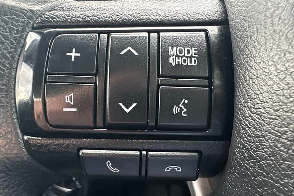 2020 Toyota Hilux SR GUN126R 4X4