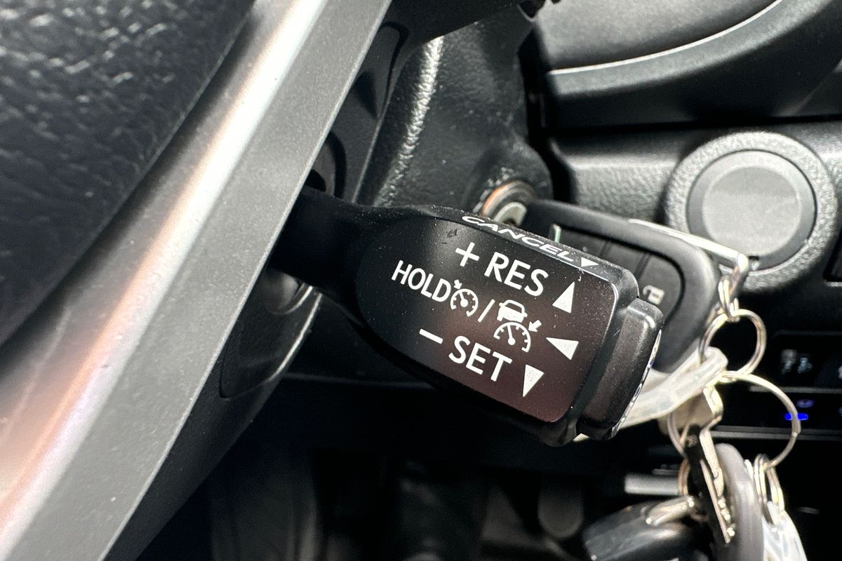 2020 Toyota Hilux SR GUN126R 4X4