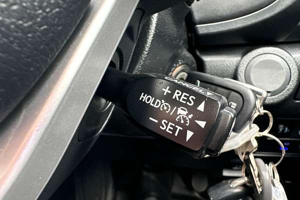 2020 Toyota Hilux SR GUN126R 4X4