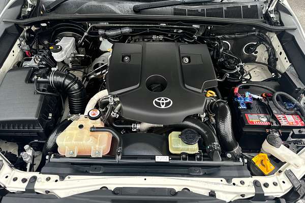 2020 Toyota Hilux SR GUN126R 4X4