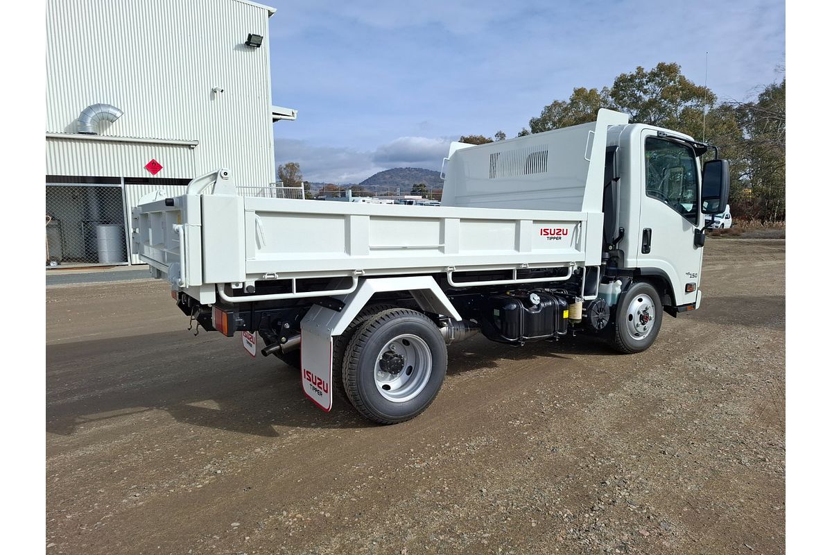 2025 Isuzu N Series AWD