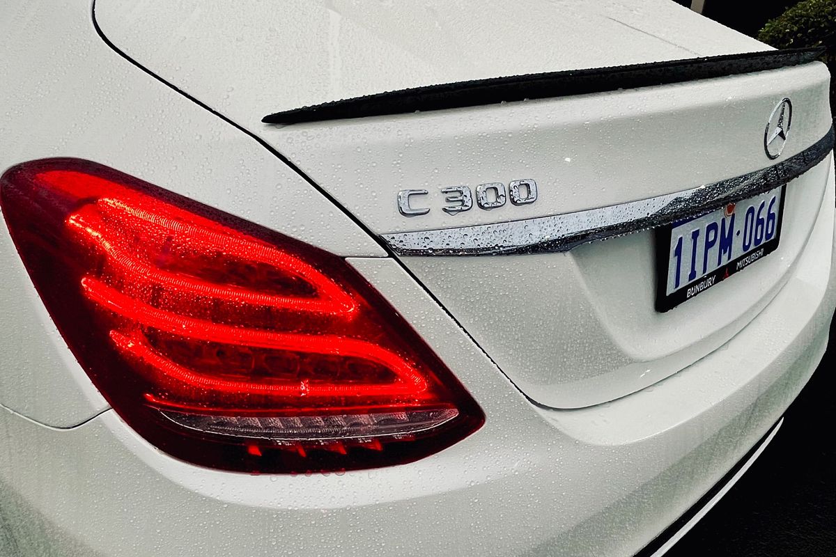 2017 Mercedes-Benz C-Class C300 W205