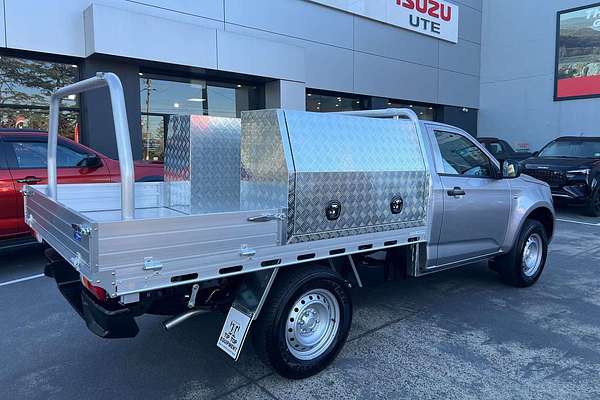 2025 Isuzu D-MAX SX High Ride Rear Wheel Drive
