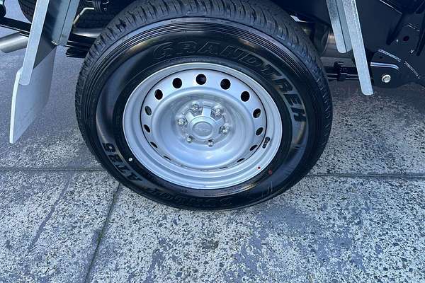 2025 Isuzu D-MAX SX High Ride Rear Wheel Drive