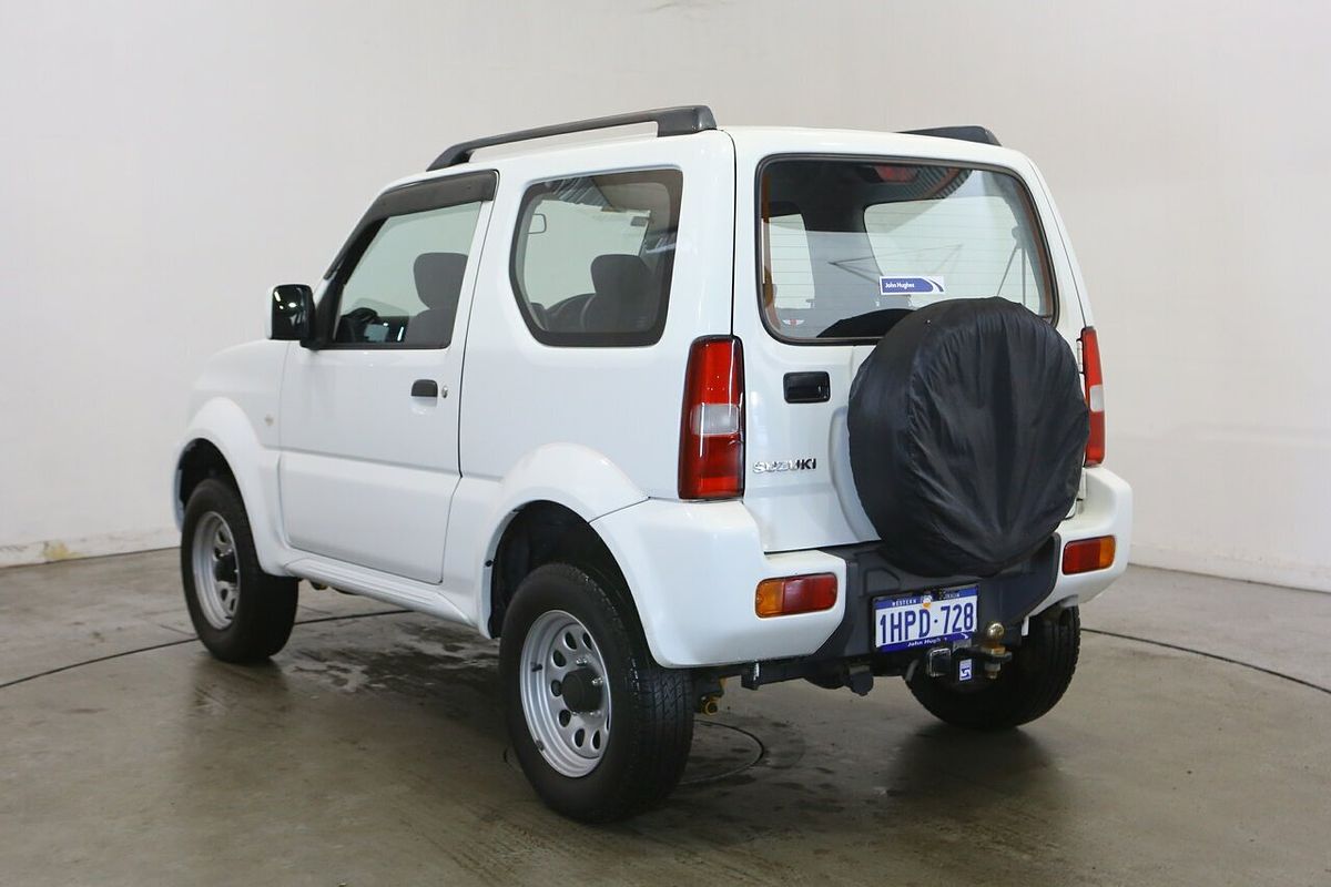 2013 Suzuki Jimny Sierra SN413 T6