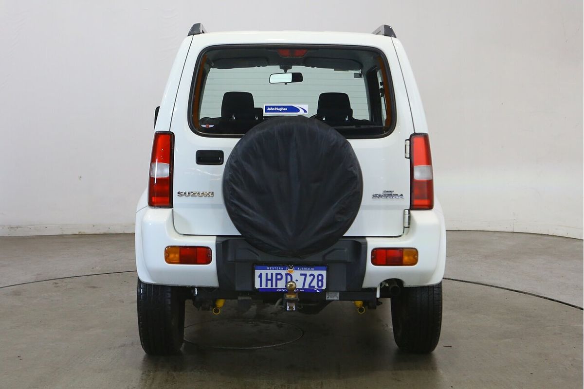 2013 Suzuki Jimny Sierra SN413 T6