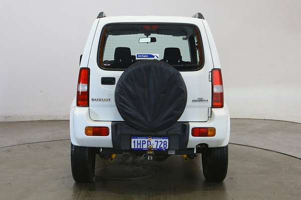 2013 Suzuki Jimny Sierra SN413 T6
