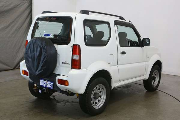 2013 Suzuki Jimny Sierra SN413 T6