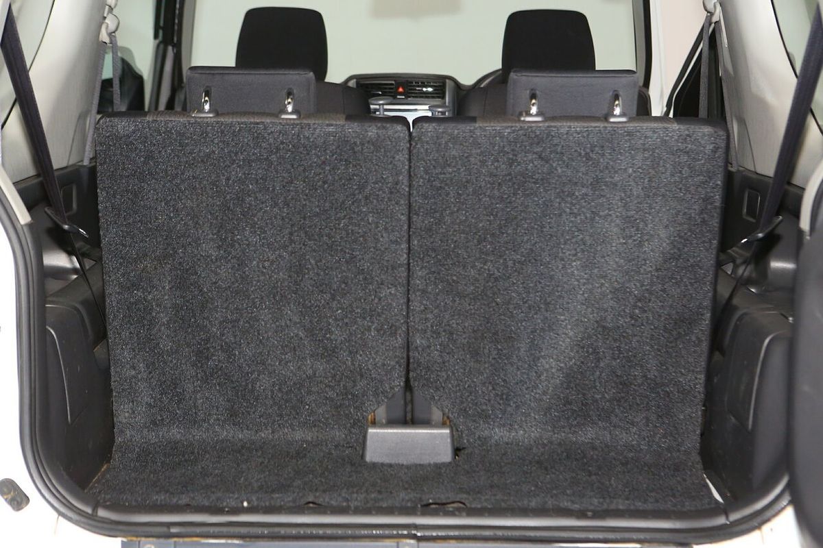 2013 Suzuki Jimny Sierra SN413 T6