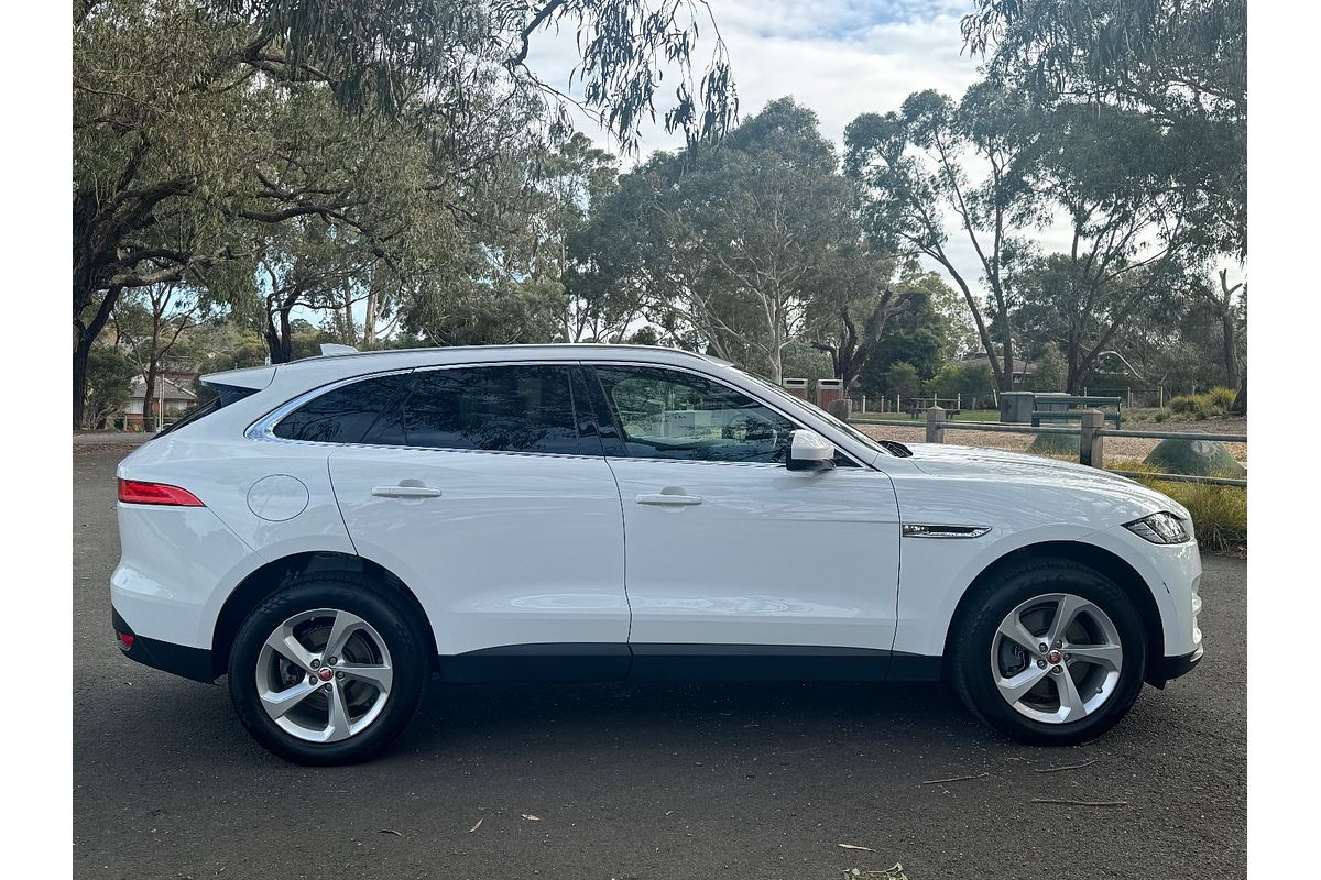 2019 Jaguar F-PACE 30d Prestige X761