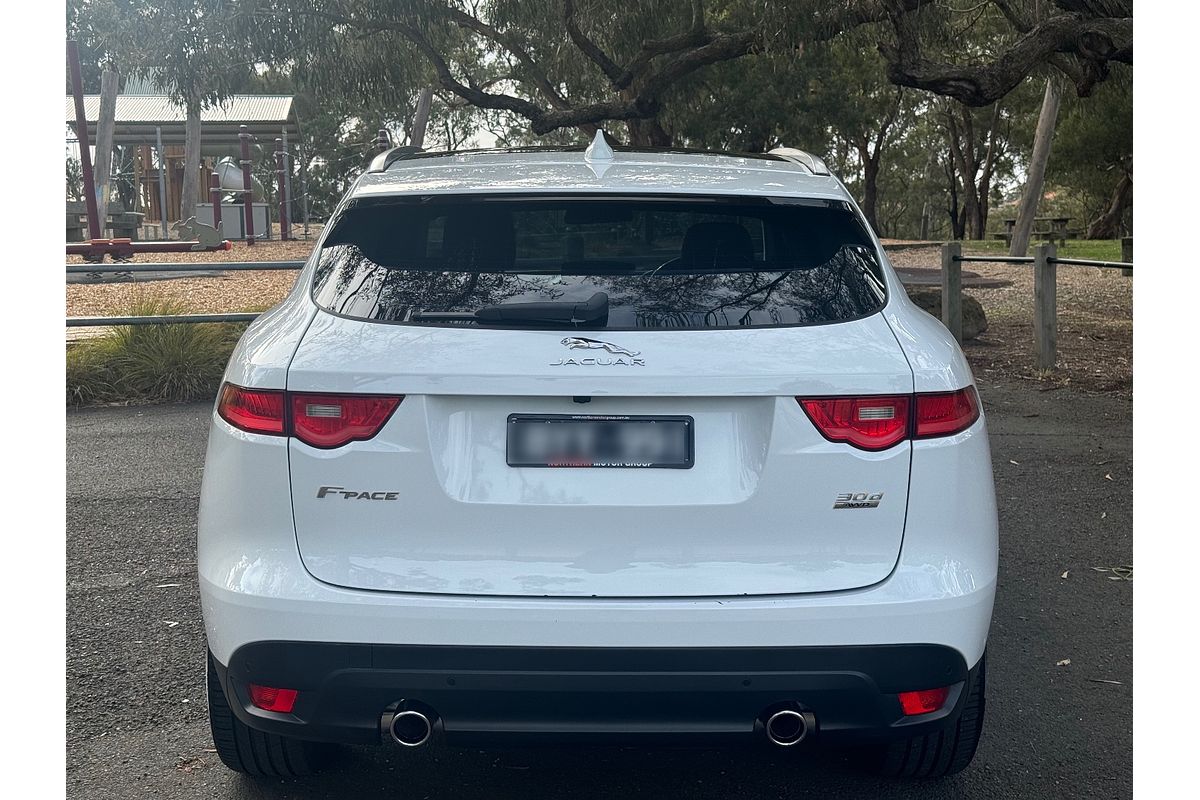 2019 Jaguar F-PACE 30d Prestige X761