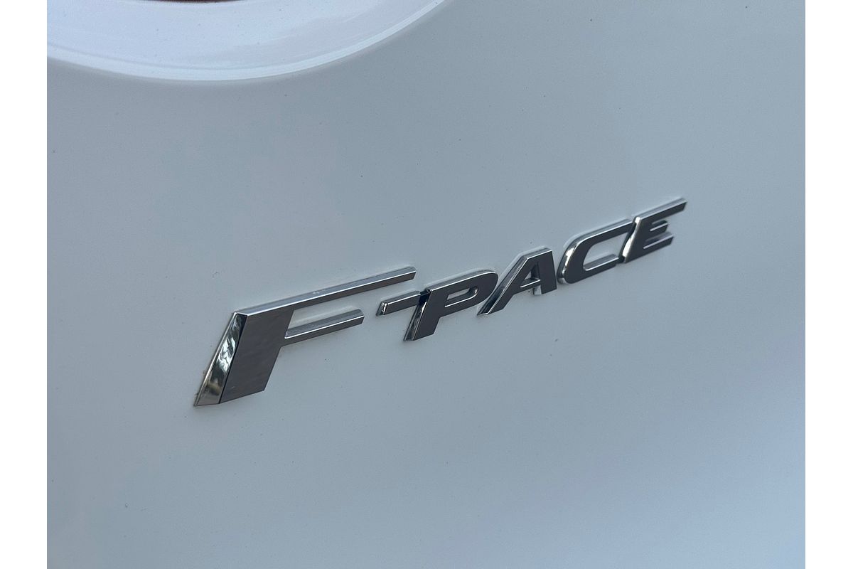 2019 Jaguar F-PACE 30d Prestige X761