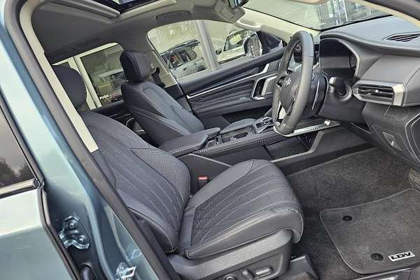 2025 LDV D90 Executive SV9A