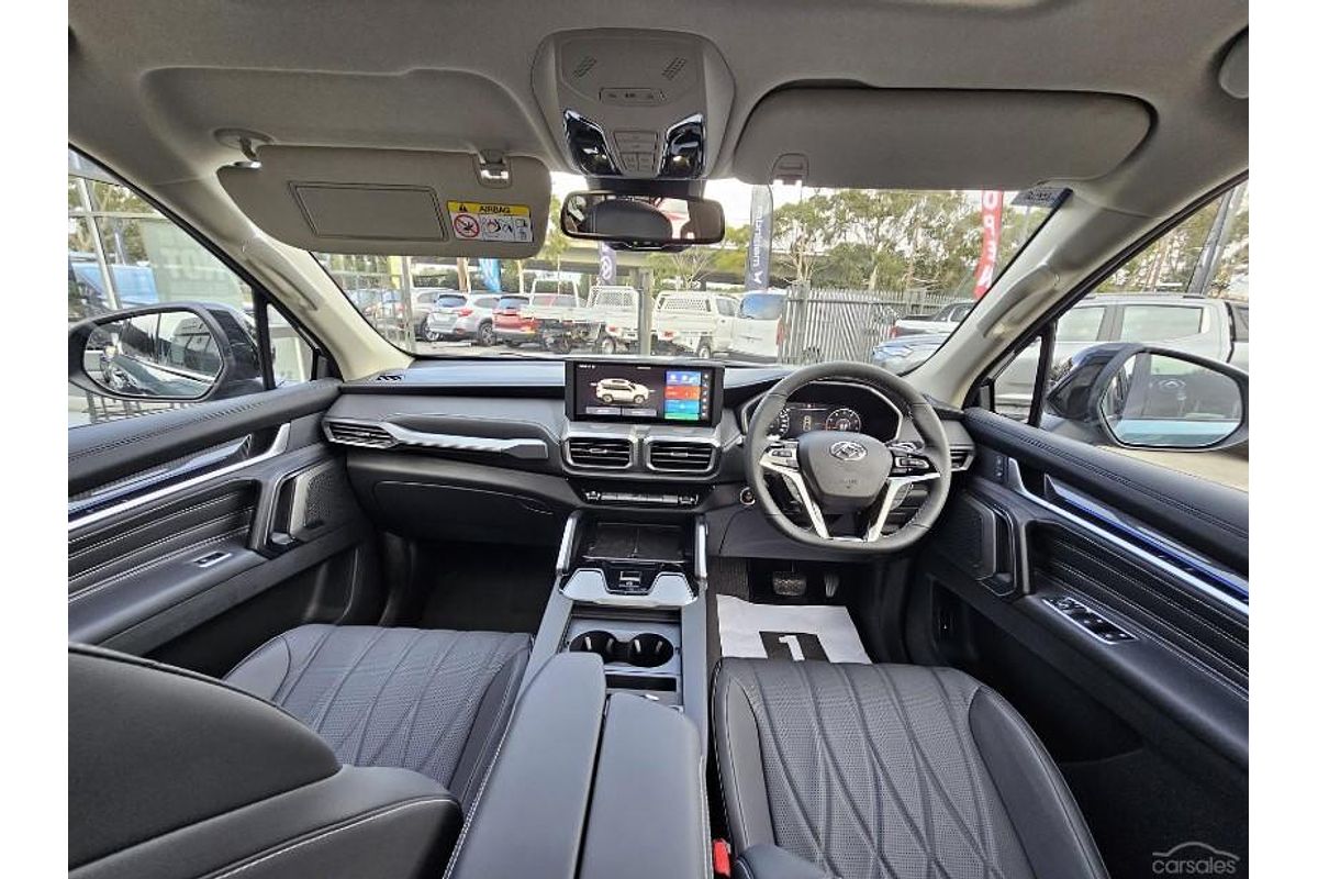 2025 LDV D90 Executive SV9A