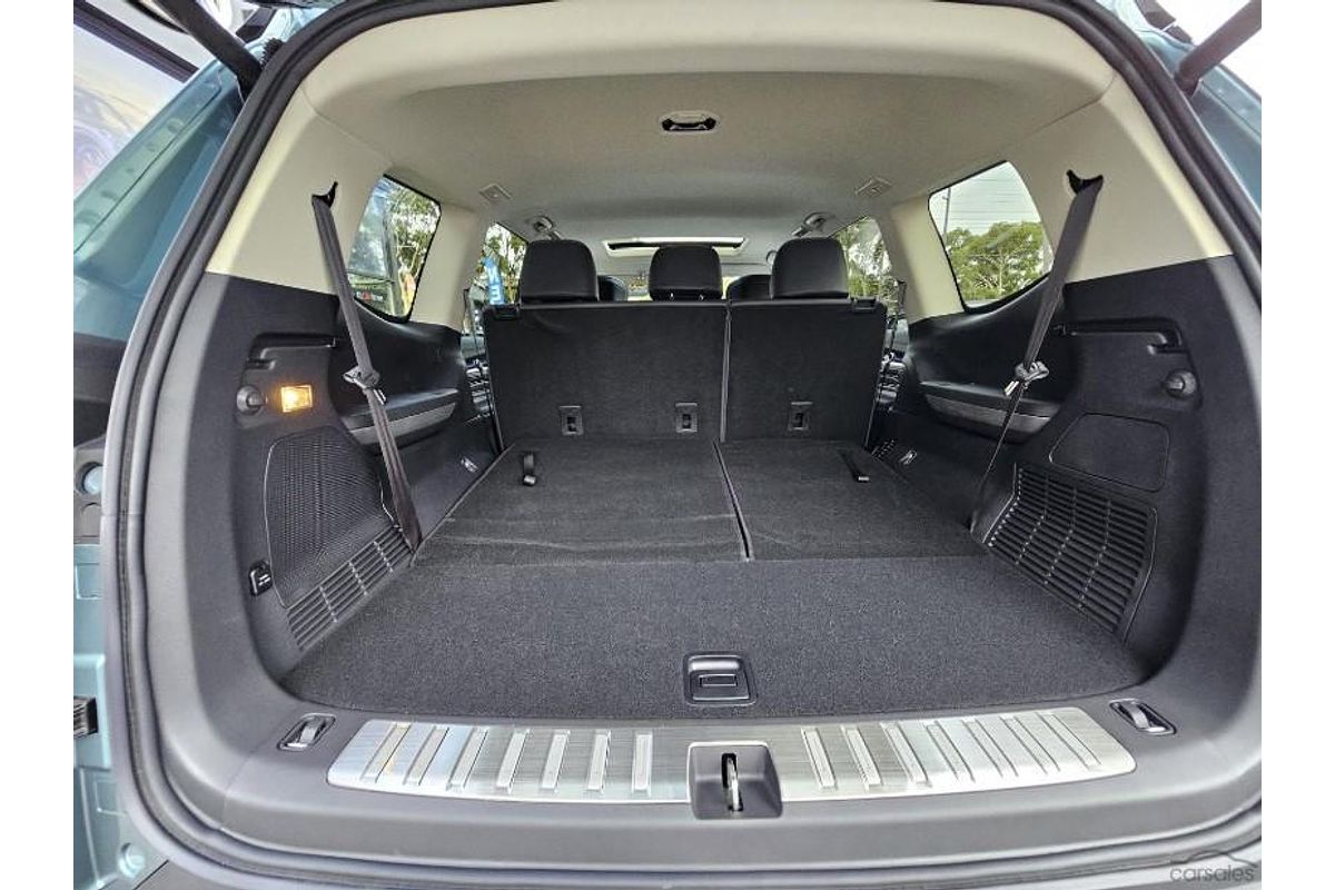2025 LDV D90 Executive SV9A