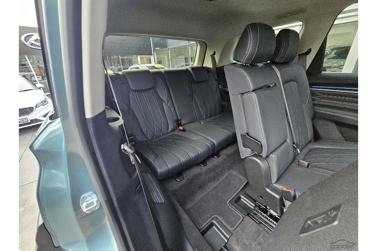 2025 LDV D90 Executive SV9A